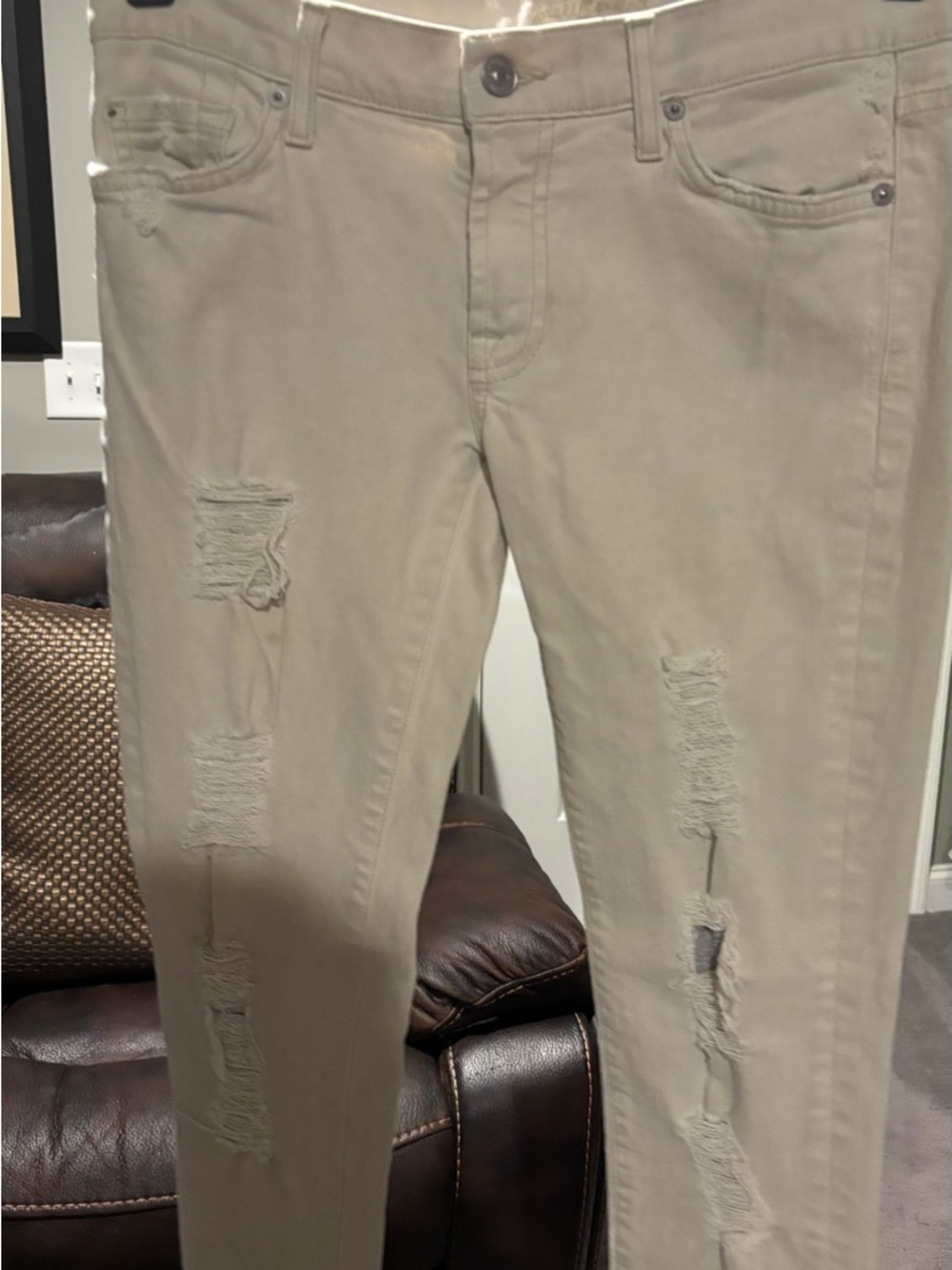 Women’s Distressed Slim Fit Jeans - Beige